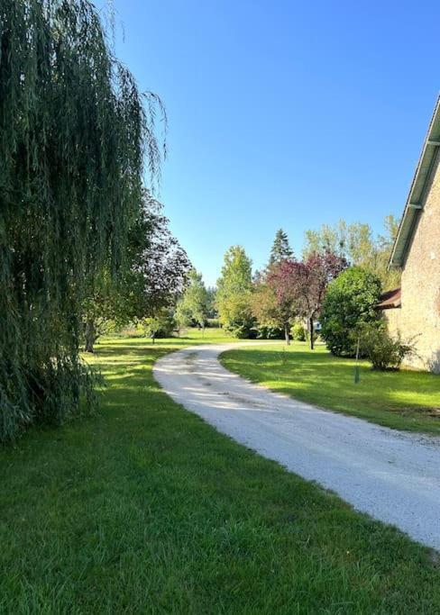Charmante Maisonette A Arconnay Luaran gambar