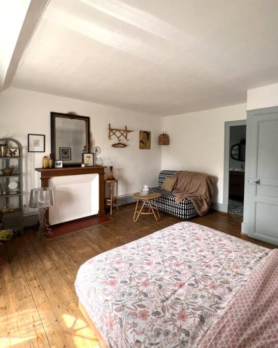 Charmante Maisonette A Arconnay Luaran gambar